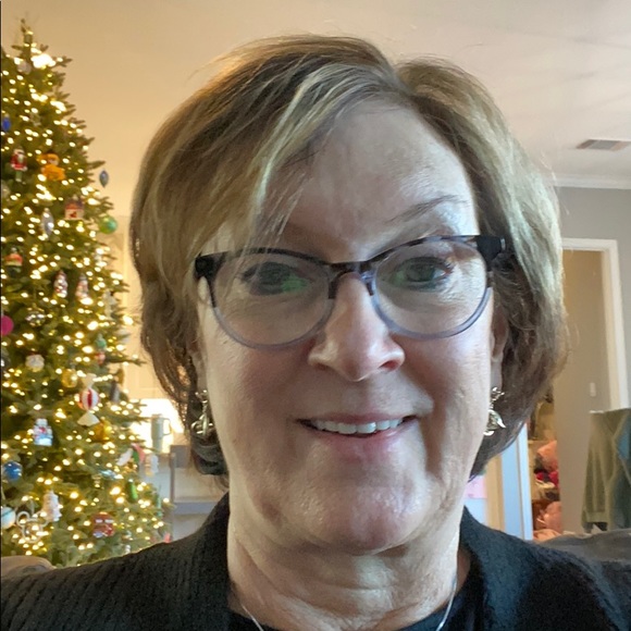 Meet your Posher, Kathleen - Picture 1 of 1